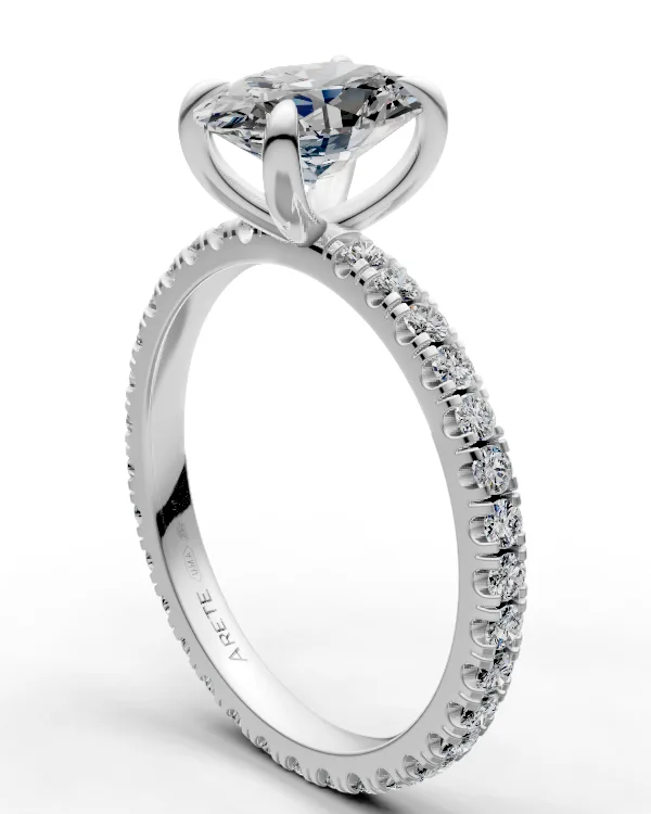 Oval Hidden-Halo Solitaire
